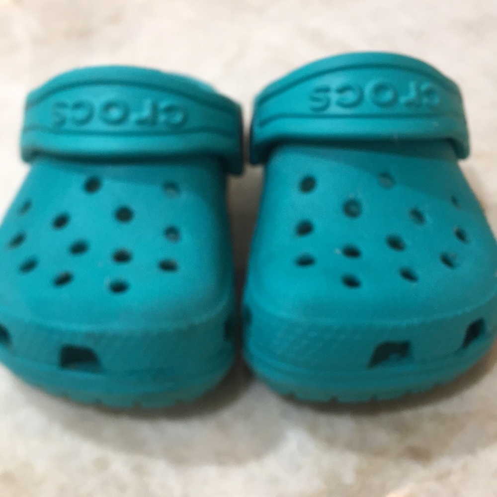 Kids crocs